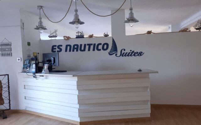 Hotel Es Nautico Suites