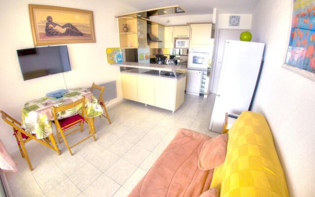 Apartment With 2 Bedrooms in Palavas-les-flots, With Wonderful sea Vie