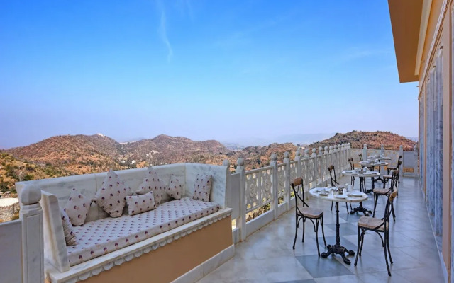 Fateh Safari Suites by Fateh Collection