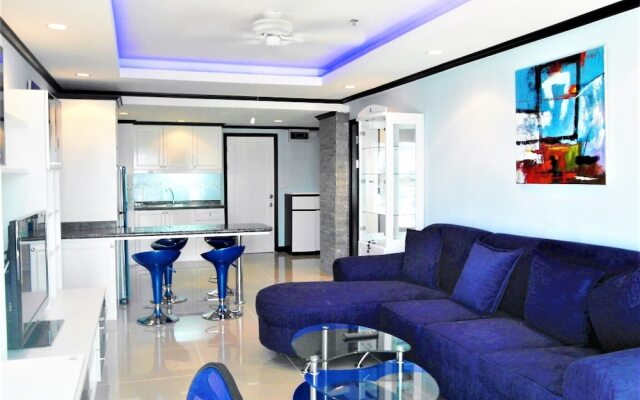 Sea View 16th Floor Condo at Jomtien Beach