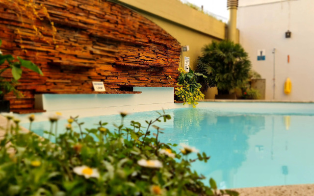 Garden Park Hotel