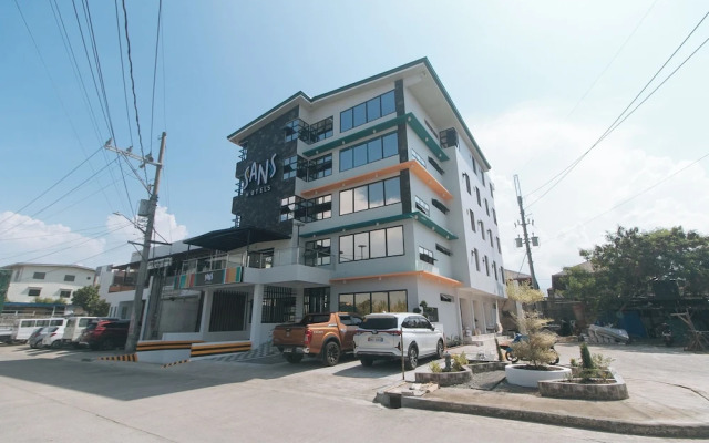 Sans Hotel near Enchanted Kingdom