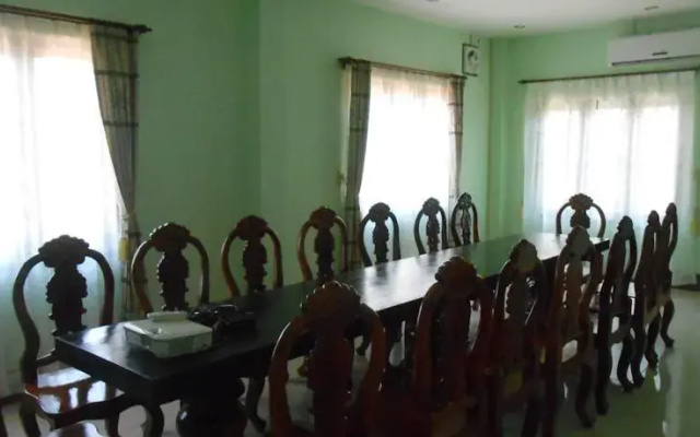 Lien Kham Hotel