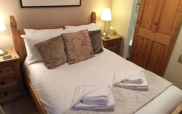 Tyrosa Rooms