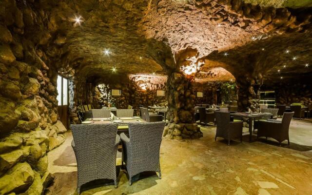 Summit Green Village Resort and spa