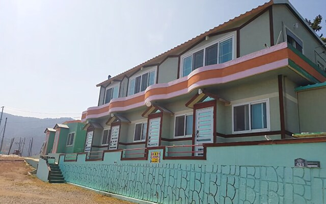 Yeosu Hyangilam Jeonmangdae Pension