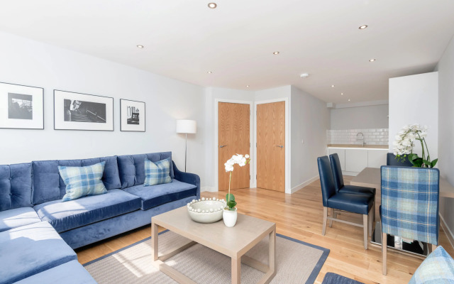 Destiny Scotland Royal Mile Residence