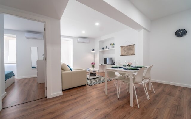 Praça Velha Apartments