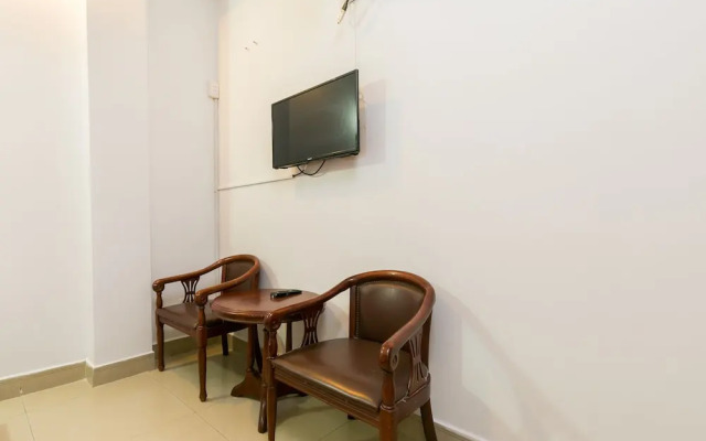 Long Phung Hoang Hotel by OYO Rooms