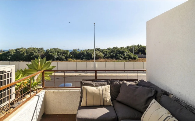 Study & Surf Carcavelos 1-Bed By Beach & Nova Sbe