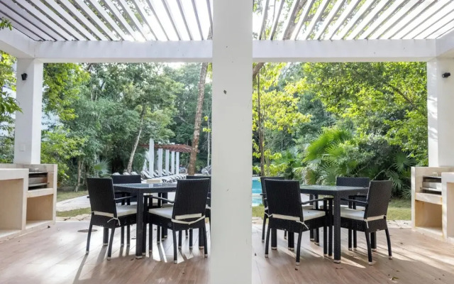 Modern Apt Tulum with 2 BDR Gym & Pool