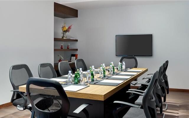 Staybridge Suites Doha Lusail by IHG