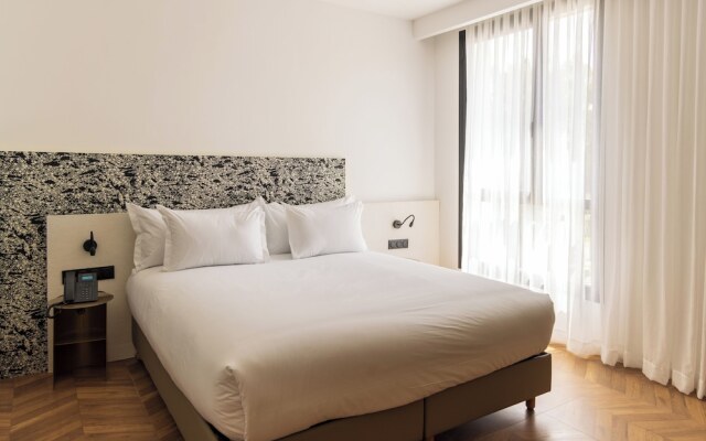 Diagonal Hotel