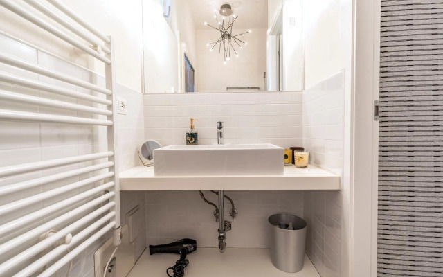 Snug Apartment With Private Courtyard M0270422677