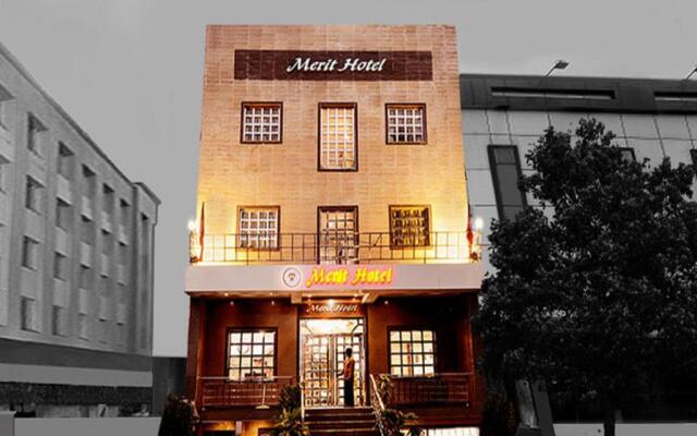 FabHotel Fatehabad Road II