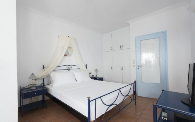 Kastro Suites