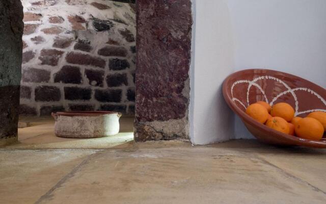 Casasantantonio 18th Century Luxury Mansion