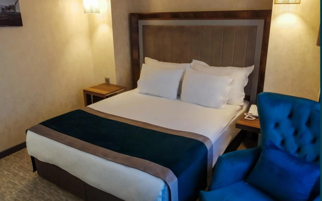The Life Hotel & Spa