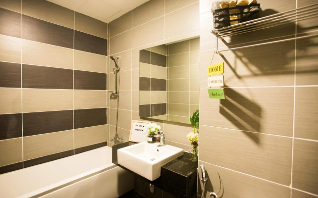 Ksl City Mall D'esplanade Modern Studio