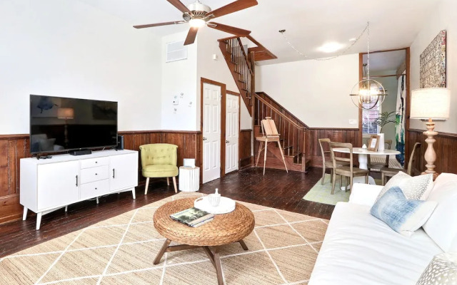 Gallery Stays - Spartina