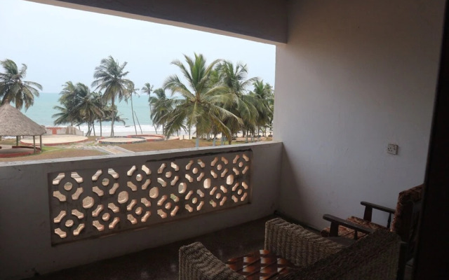 Tills Beach Hotel