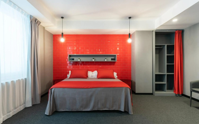 Nest Style Valencia Hotel