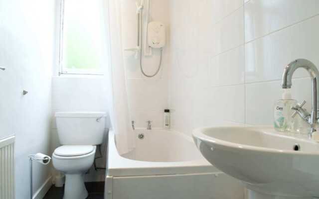 Beautiful 3 Bedroom Edinburgh Home
