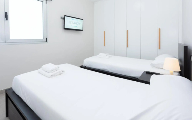 Catalina Downtown By CanariasGetaway