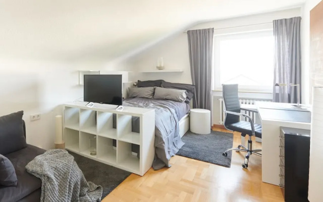 criston apartments - quiet family residence H