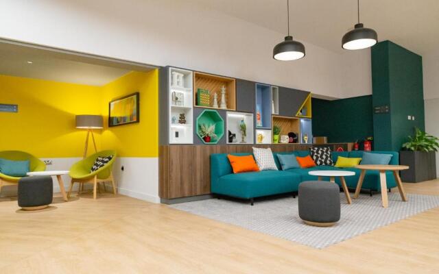 Holiday Inn NEWPORT by IHG