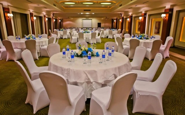 Charmillion Club Resort