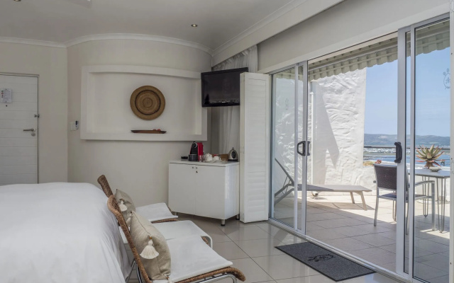 Villa Afrikana Guest Suites