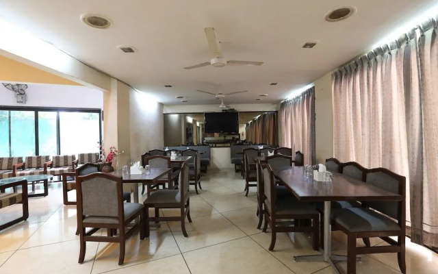 OYO 9512 Hotel Tulsi