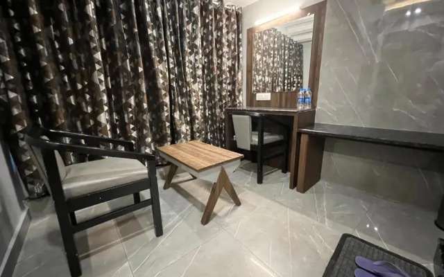 Hotel Sabera by OYO Rooms