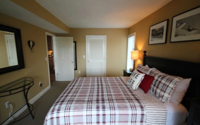 211 Hawks Nest - 2 Br Condo