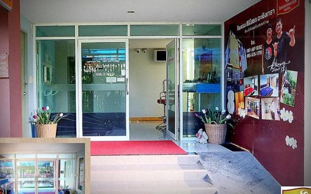 Siri Sothorn Apartment