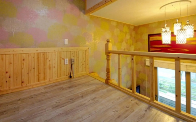 Suncheon Bay Reed Field Pension