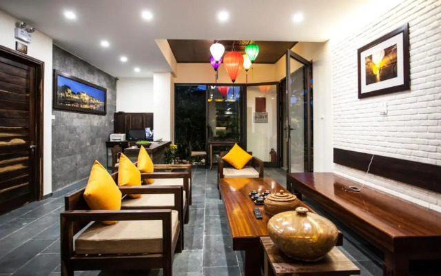 Hoi An Grace River Villa