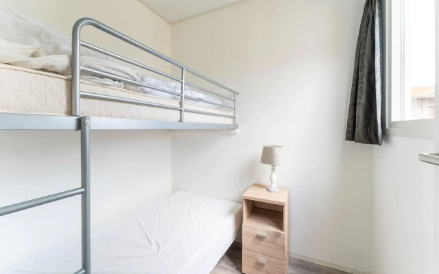 Splendid Chalet in Bantega With a Jettty