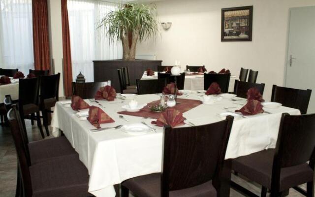 Airport Hotel Jägerhof Weeze