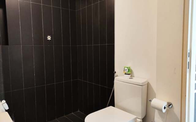 The Hub SS2 by manatidur