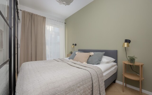 Subtle Apartment in Warsaw by Renters