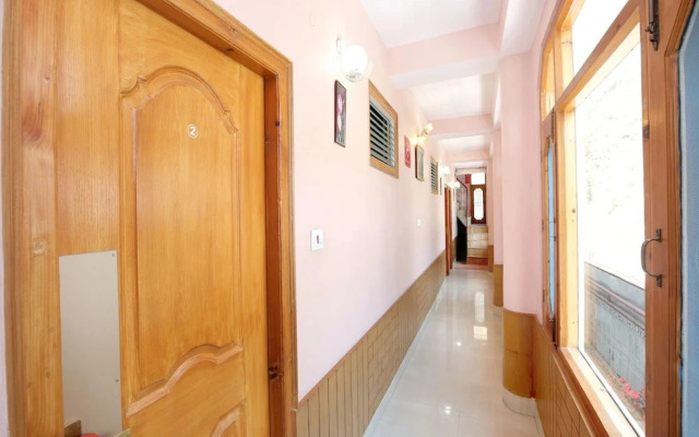 Aditya Home Stay by OYO Rooms