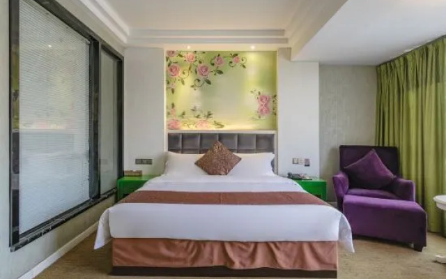 Fangyuan Fashion Hotel (Longyan High Speed Railway Station Second Hospital)