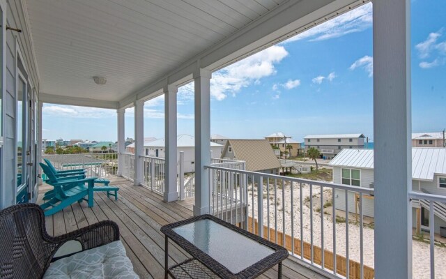 Toes In The Sand - Main House