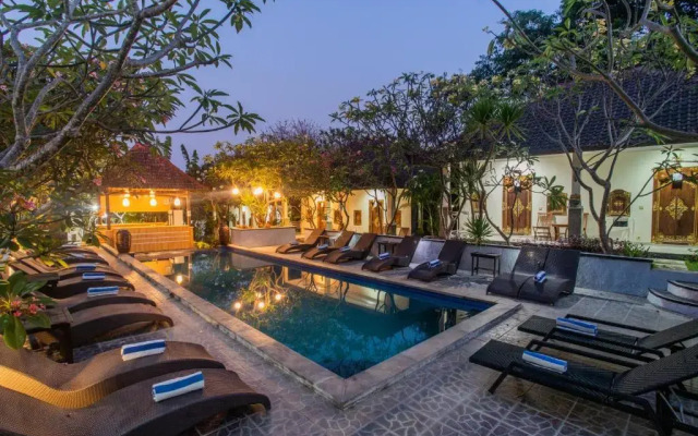 The Tanis Villas & Lembongan Express Bali