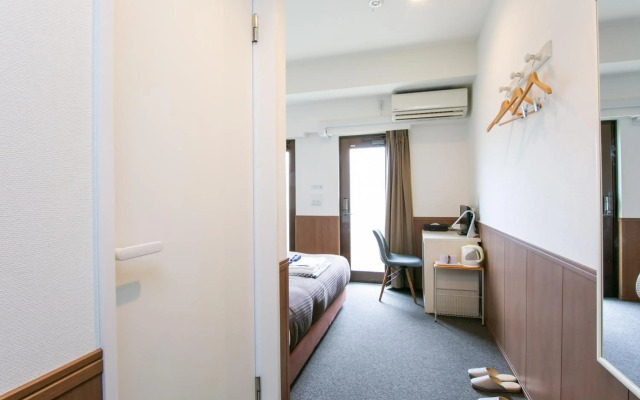 Oak Hotel Edo - Hostel