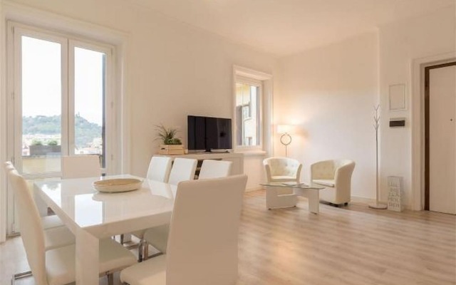 San Pietro Roomy Flat