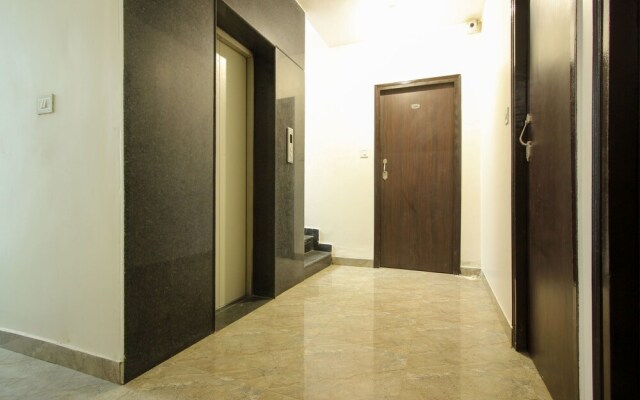 OYO 7888 Hotel Move Inn