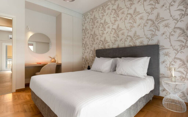 1B · The Beehive Apartment with Luxury Interior